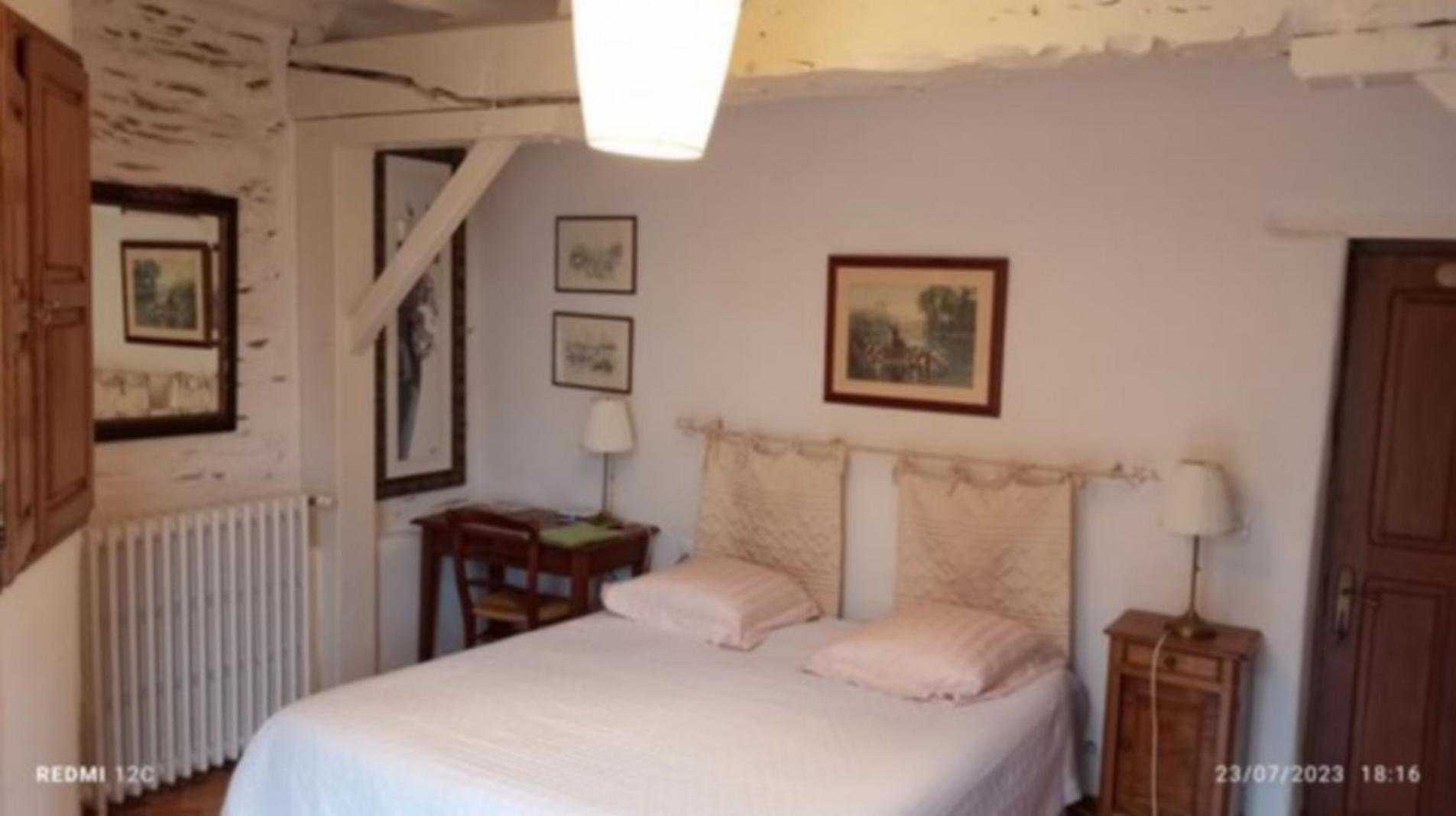 Chambre D'Hotes Saint Jacob Relais De Chasse Du XVIII Siecle Les Fougerets ภายนอก รูปภาพ